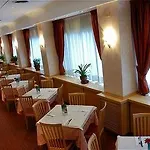 Hotell Cit Dea 4*