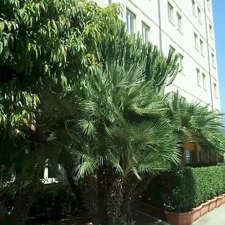 Hotel Cit Dea 4*